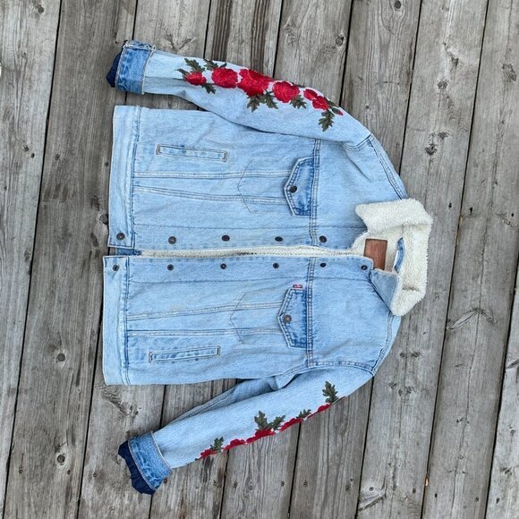 Sherpa Lined Levis Denim Rose Jean Jacket Large - Picture 4 of 11